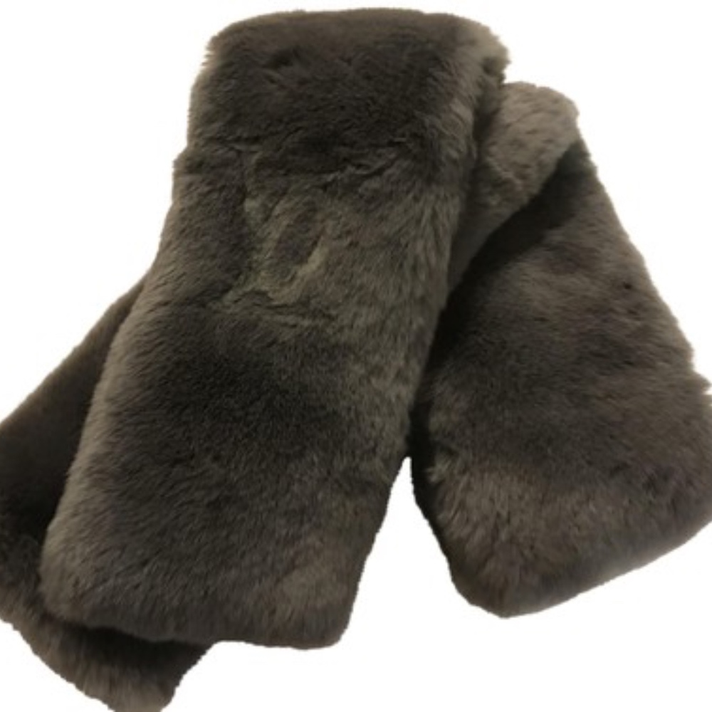 Louis Vuitton Grey Rex Rabbit Fur Scarf/Wrap